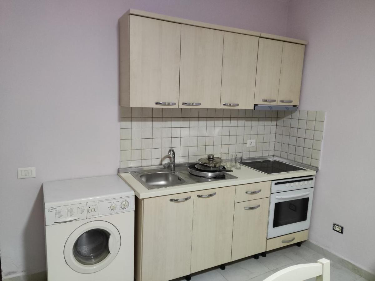 Klev'S Apartments Shkodër Eksteriør billede